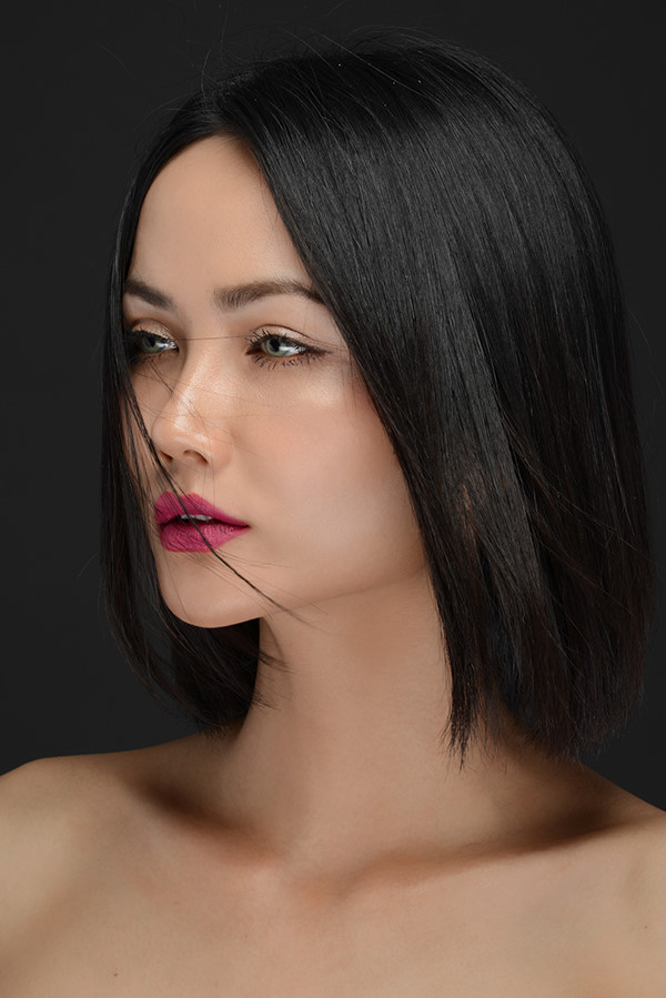 Ảnh gợi cảm của Hoa hậu Hoàn vũ VN HHen Niê thời tóc dài